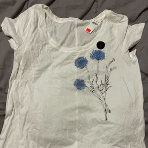 White and blue tee